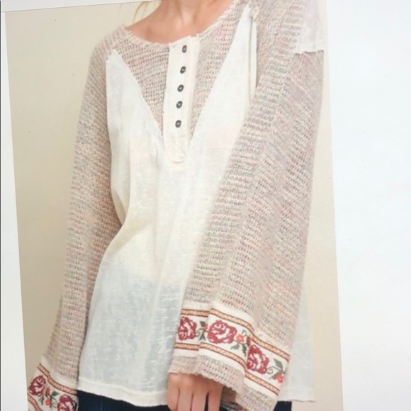 Tops - Umgee shirt Tops - Umgee shirt